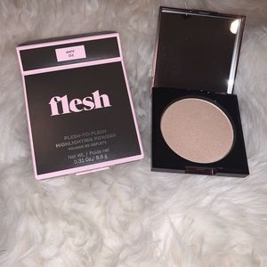 Flesh powered highlighter